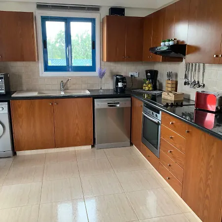 Harmonia Blue Mediterranean Modern Luxury Heated Pool Prime Location * Polis