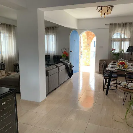 Harmonia Blue Mediterranean Modern Luxury Heated Pool Prime Location *